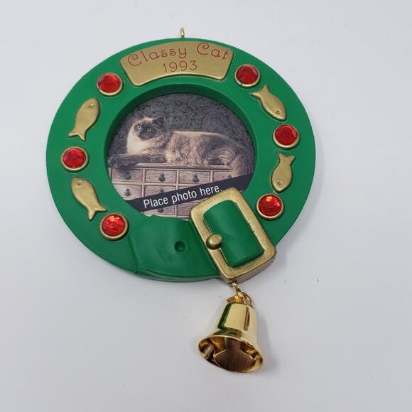 1993 Hallmark Special Cat Brass Handcrafted Keepsake Holiday Christmas Ornament. - Picture 2 of 5